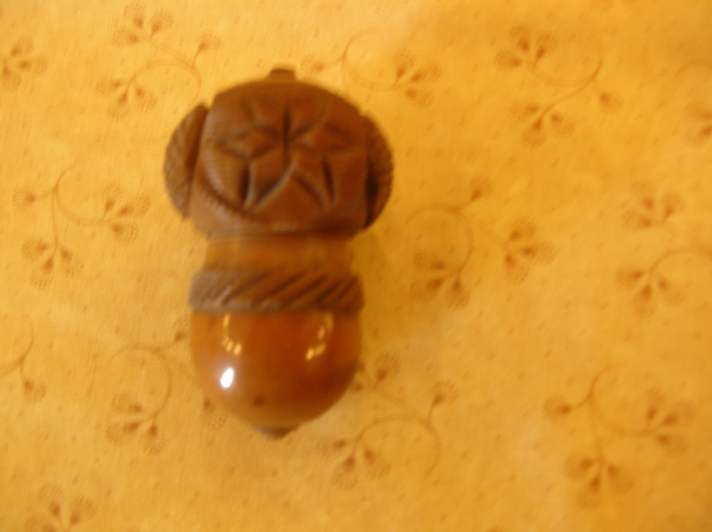 1.5 inch Hand Carved Vegetable Ivory Thimble Holder