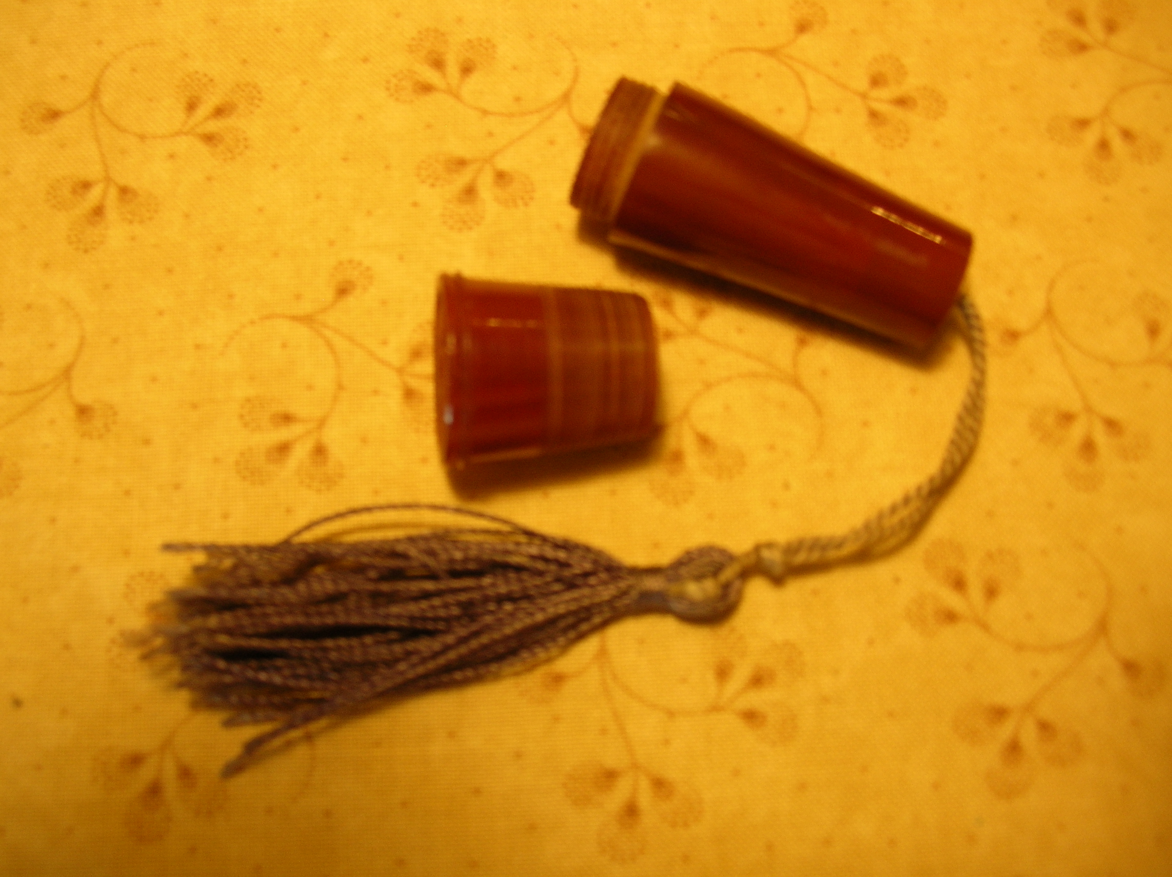 2.25" Bakelite Needle Case with Tassel