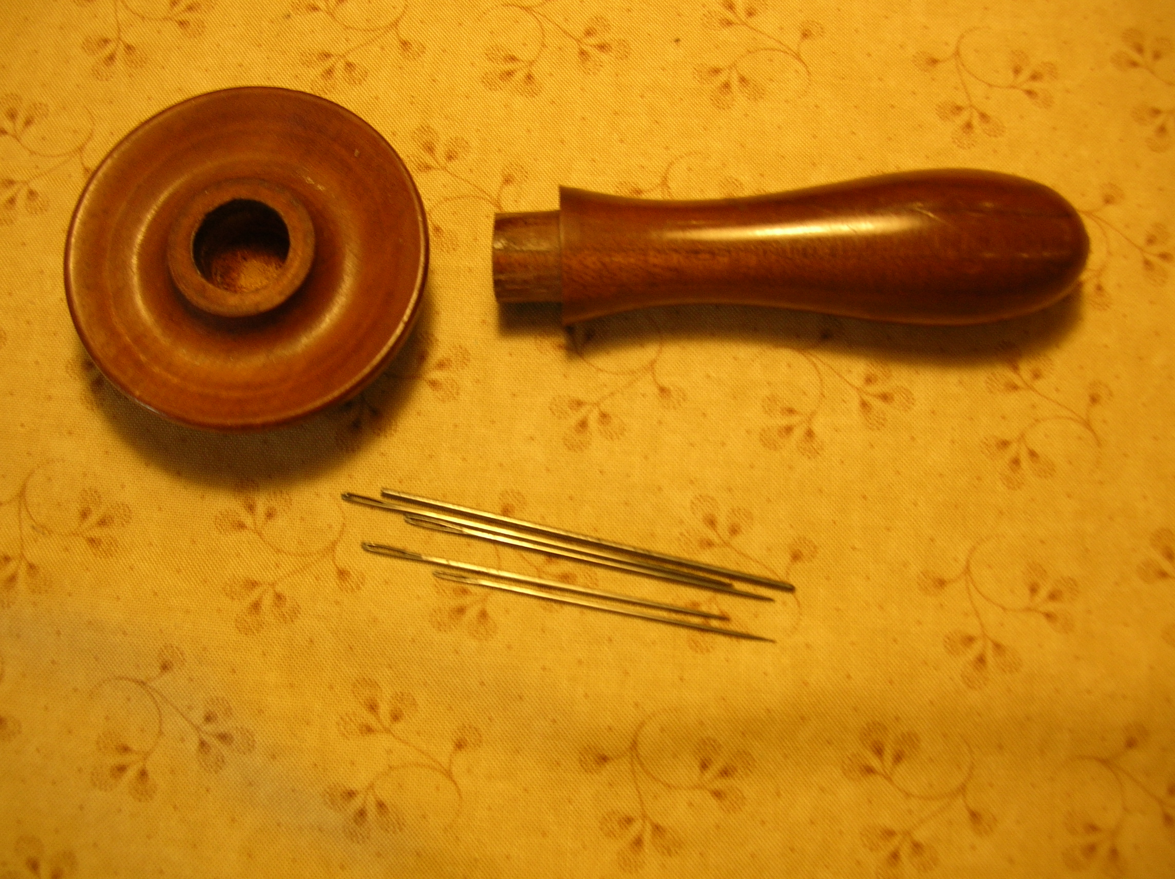 4.5 \" Vintage Sock Darner